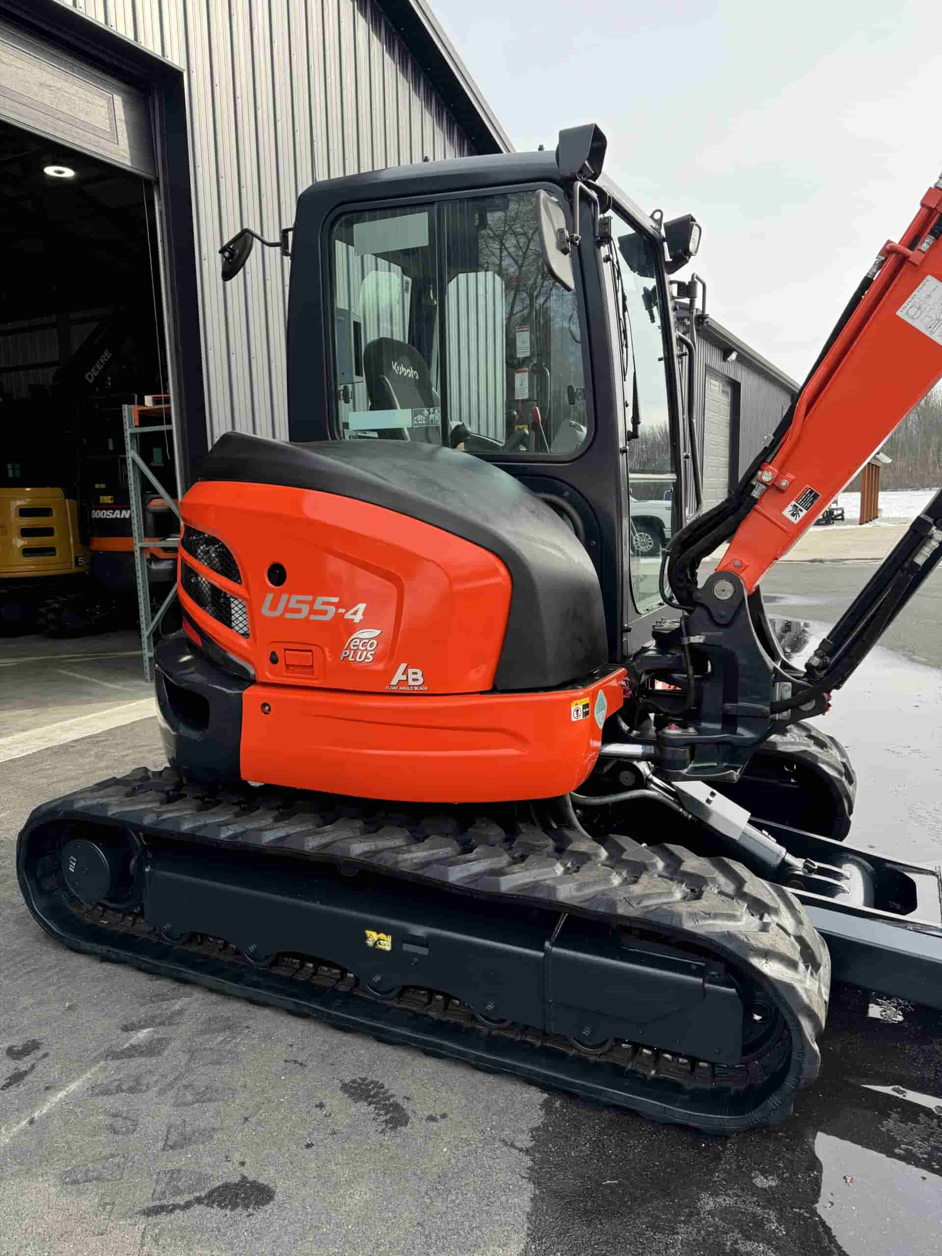 2018 KUBOTA U55-4 CLEAN!
